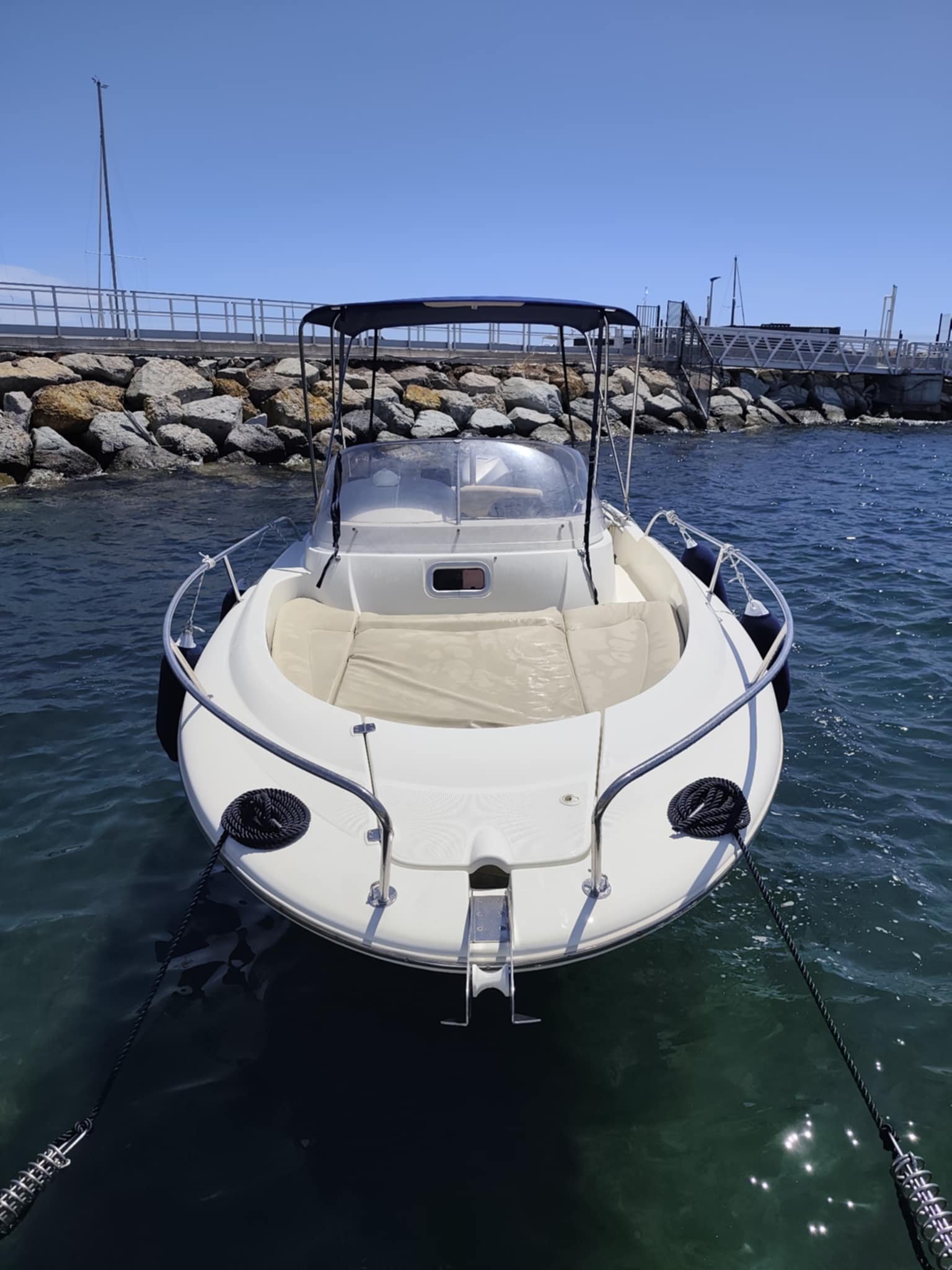 Visiter les Issambres en bateau – Locboatazur